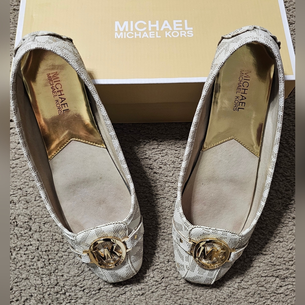 Michael kors flats
